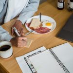 a set meal schedule improves health